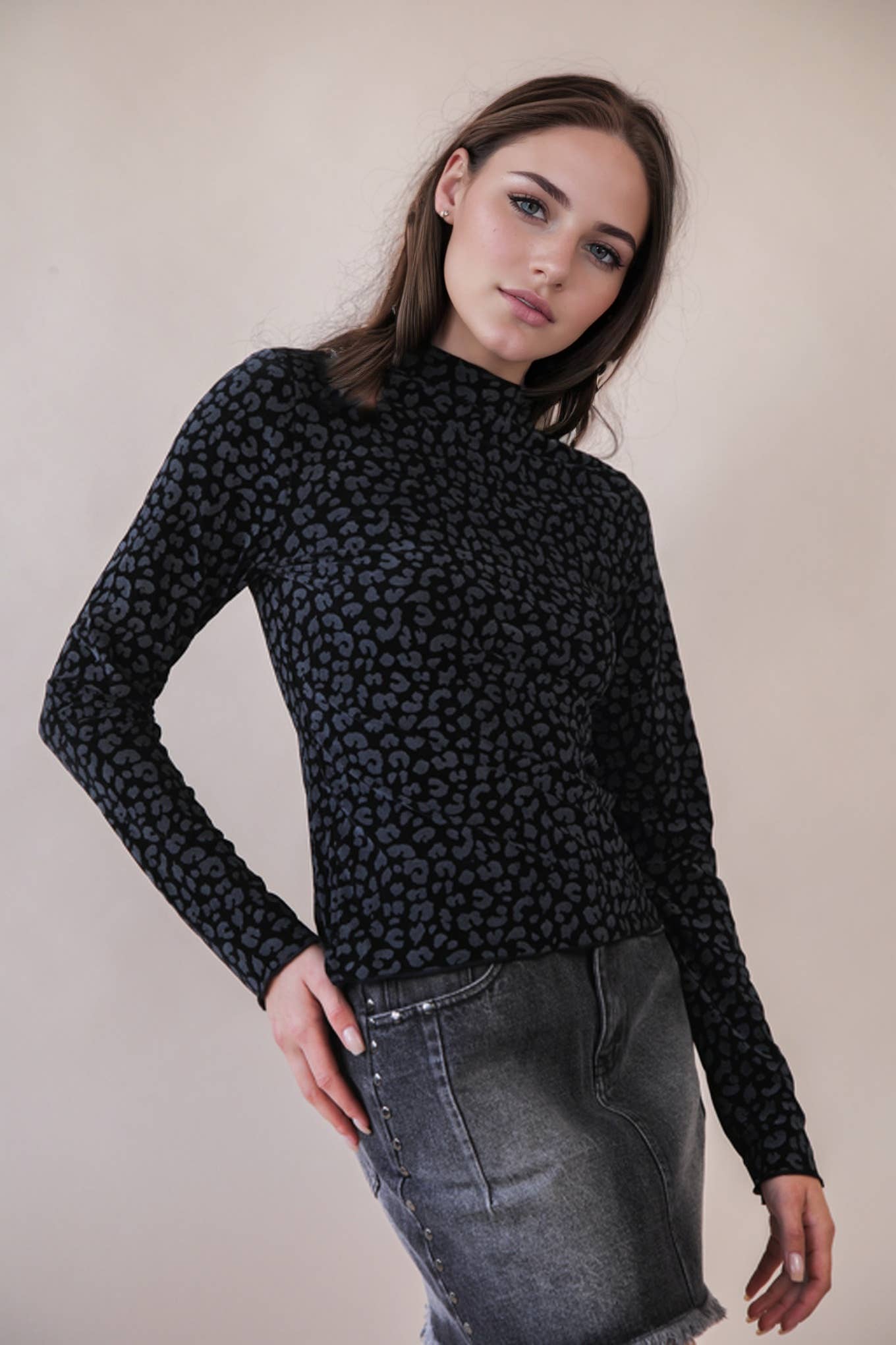 Leopard &amp; Stone Fitted Top