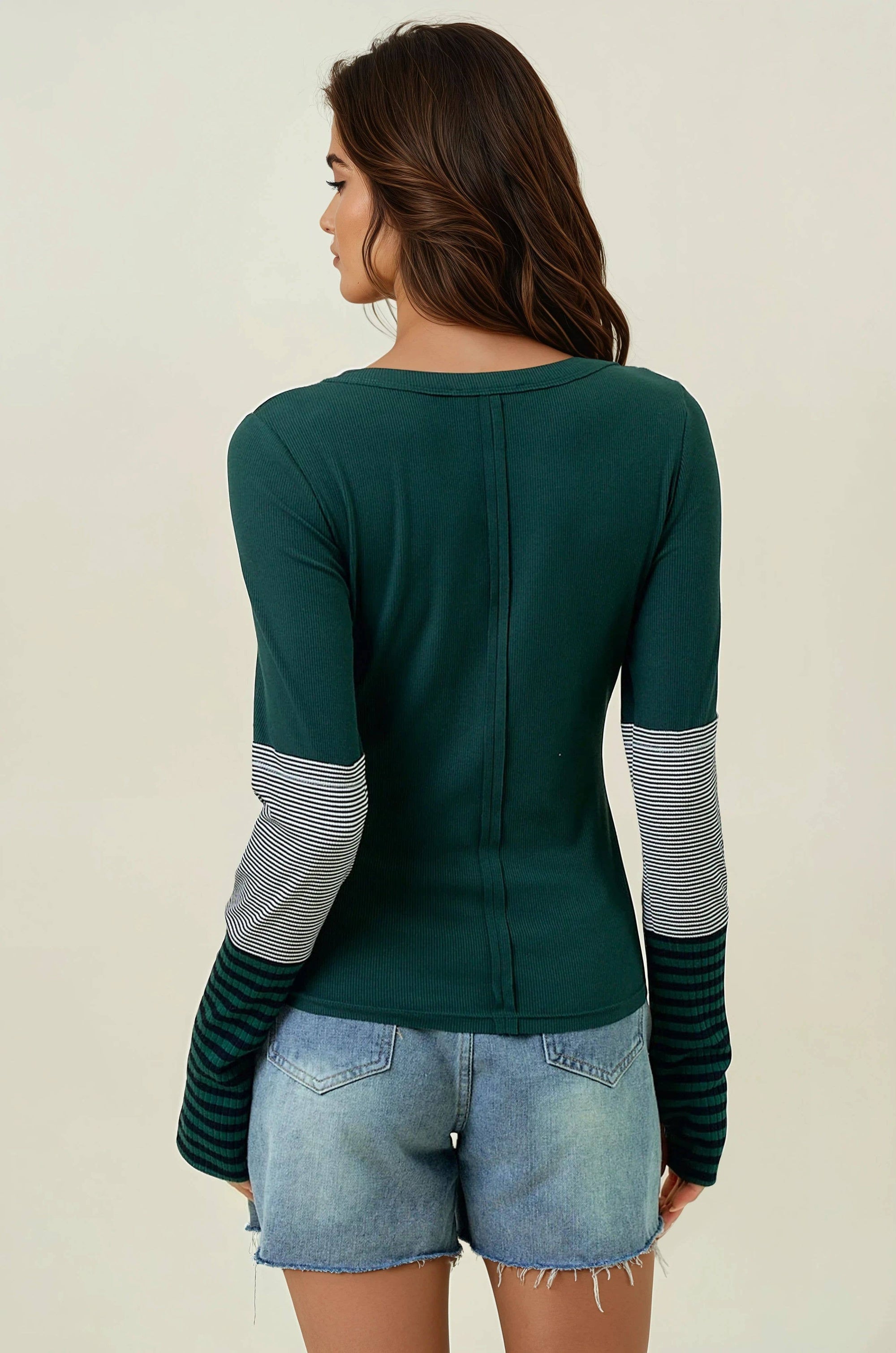 STRIPE COLOR BLOCK SLEEVE TOP W/ THUMB HOLE