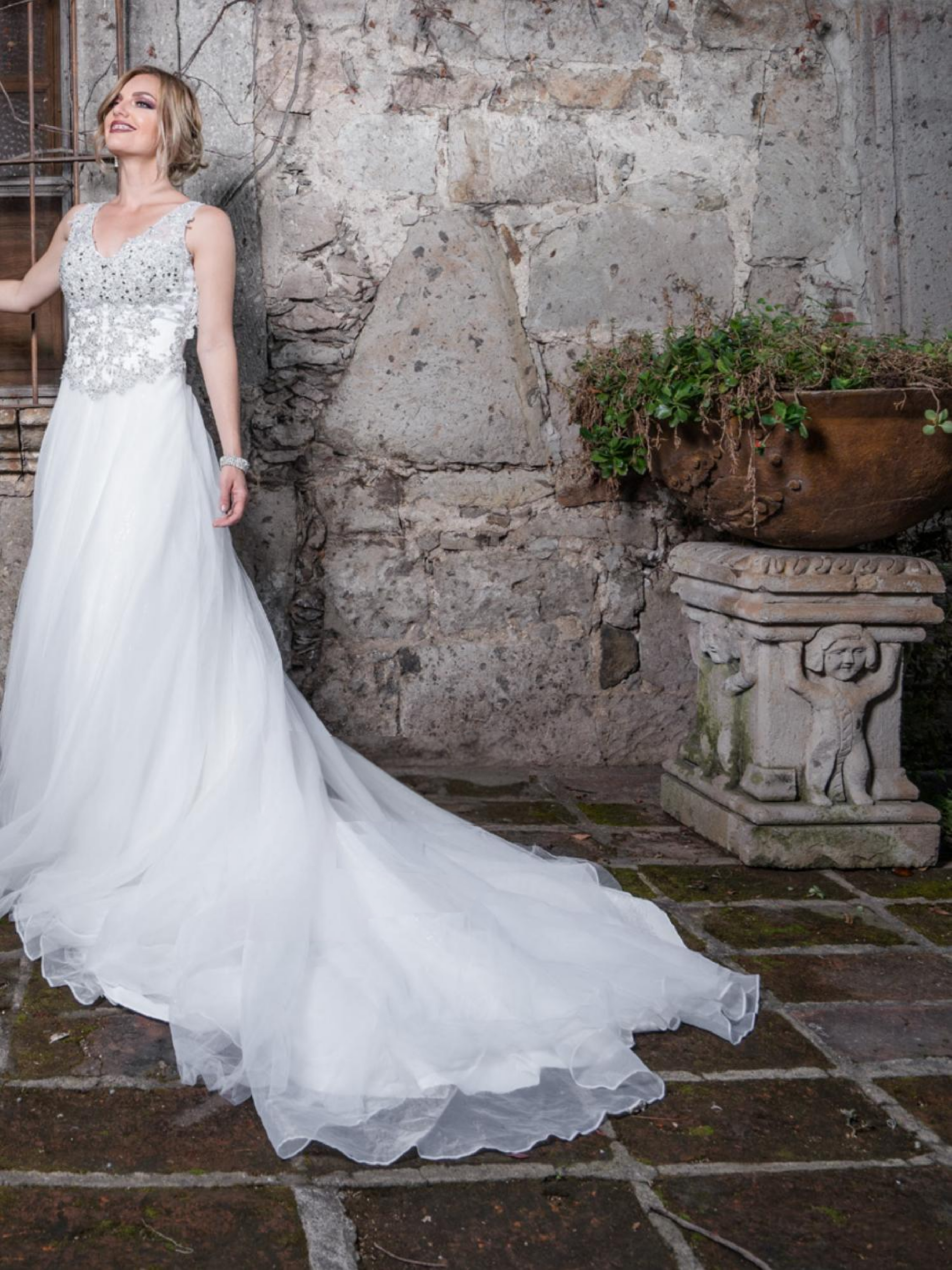 Last Dress: ANDY ANAND COUTURE AA9309_AA9309_WHITE_16