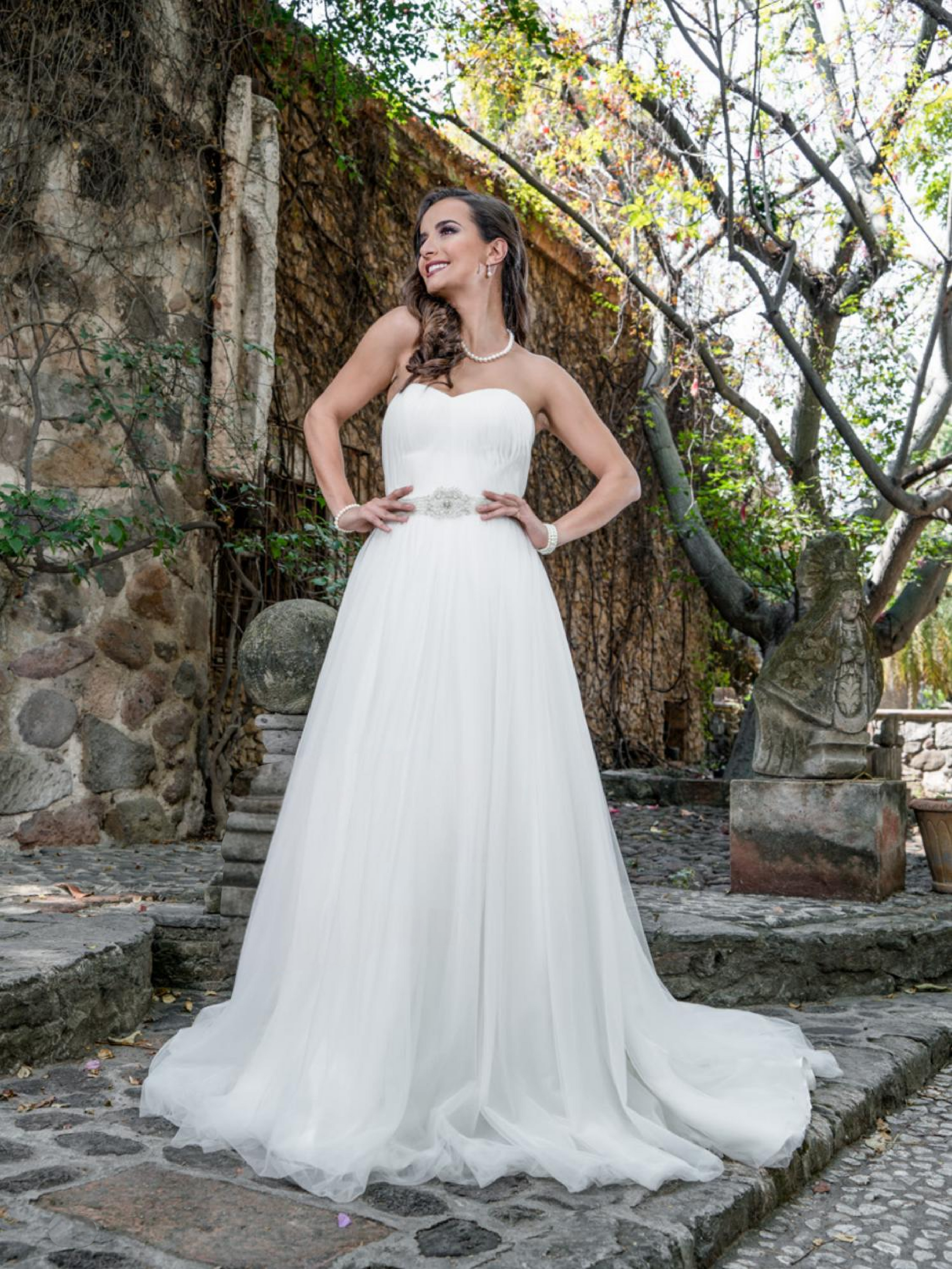 Last Dress: Belted in Stardust_AA9329_WHITE_4