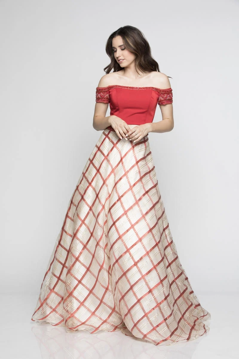 Last Dress: Scarlet Mirage Gown_E2331_RED_18