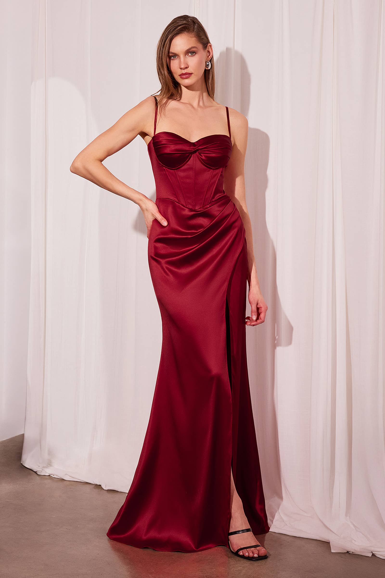 SATIN FITTED GOWN WITH TWISTED SWEETHEART NECKLINE