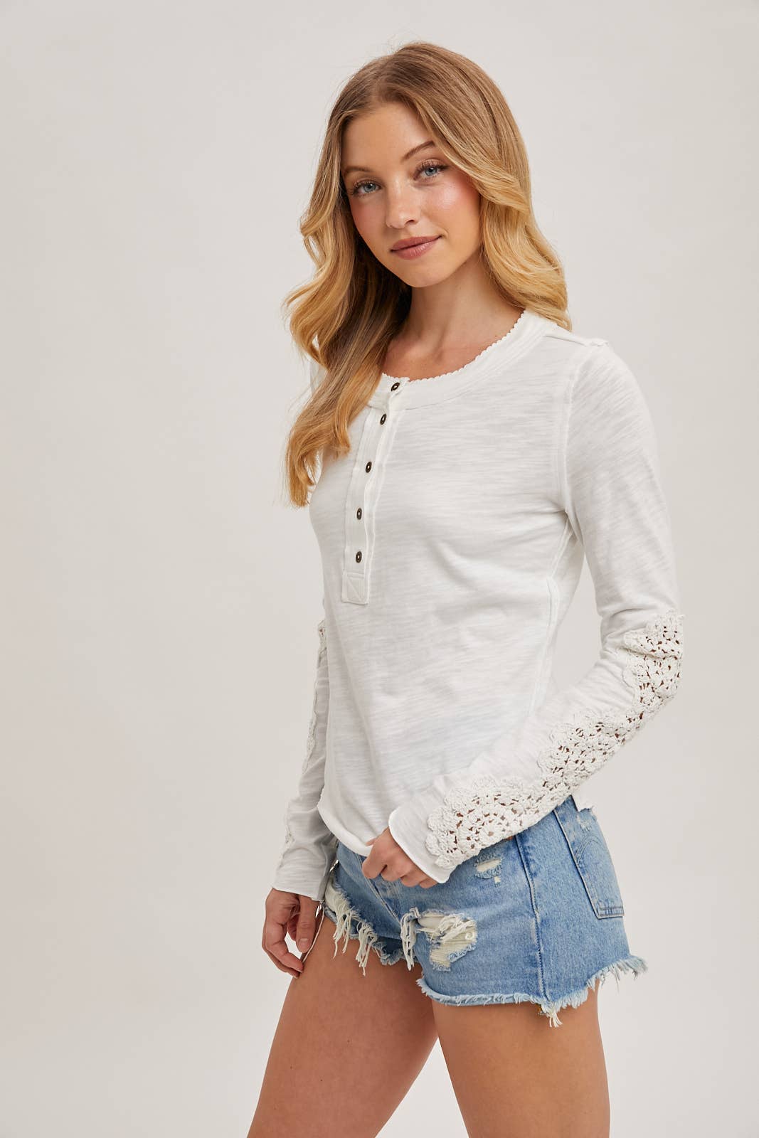 CROCHET PATCH SLEEVED HALF BUTTON ROUND NECK TOP